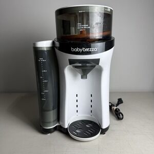 Baby Brezza FRP0045 Formula Pro Baby One Step Formula Maker - White